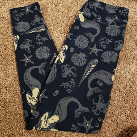 nike tech essentials jogger